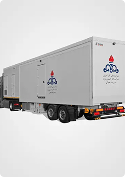 Трейлер с контейнером с раздвижной системой