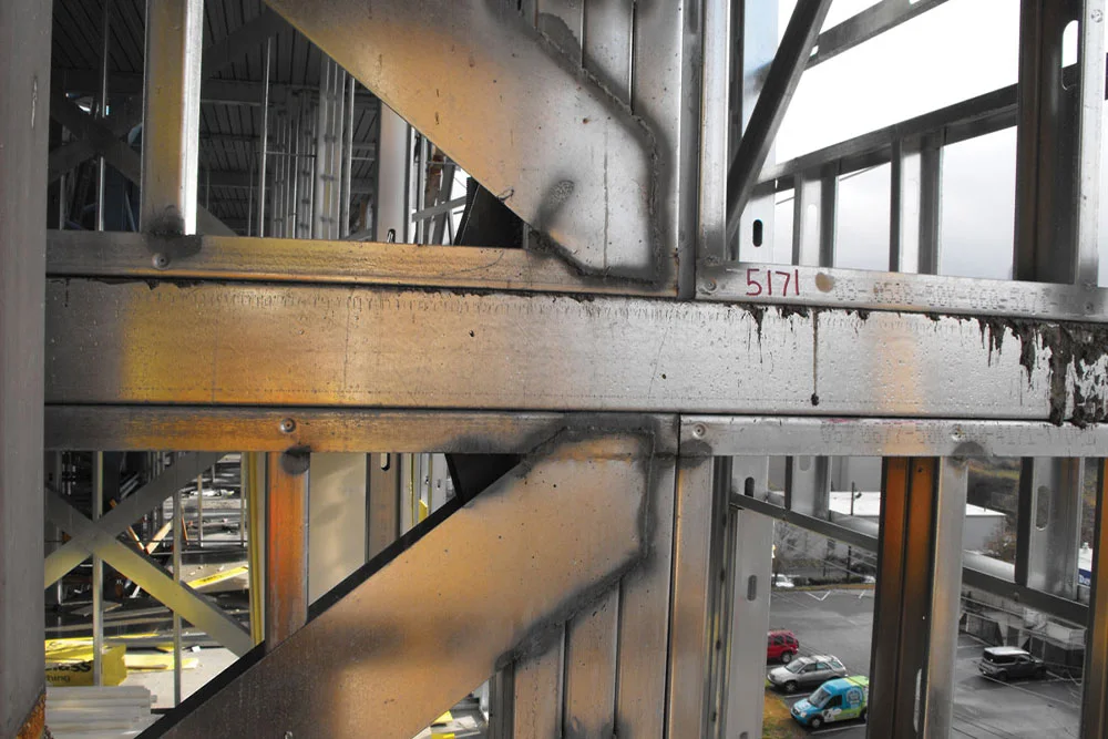 اسکلت فلزی جوشی